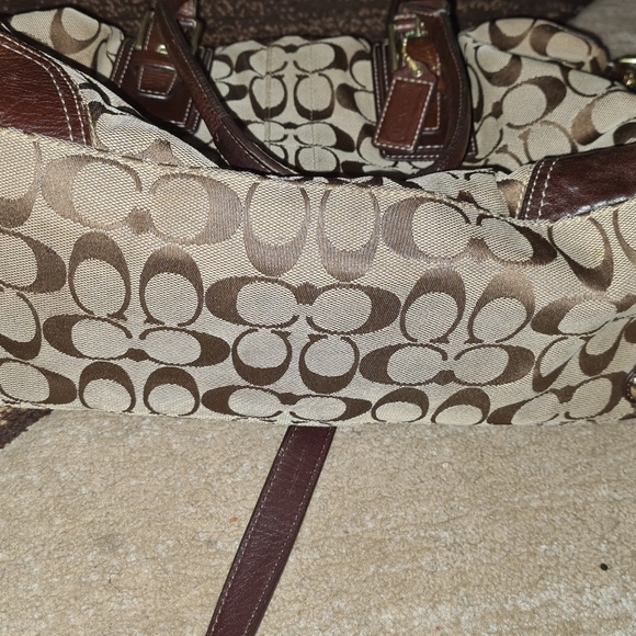 Coach Purse - Picture 2 of 4